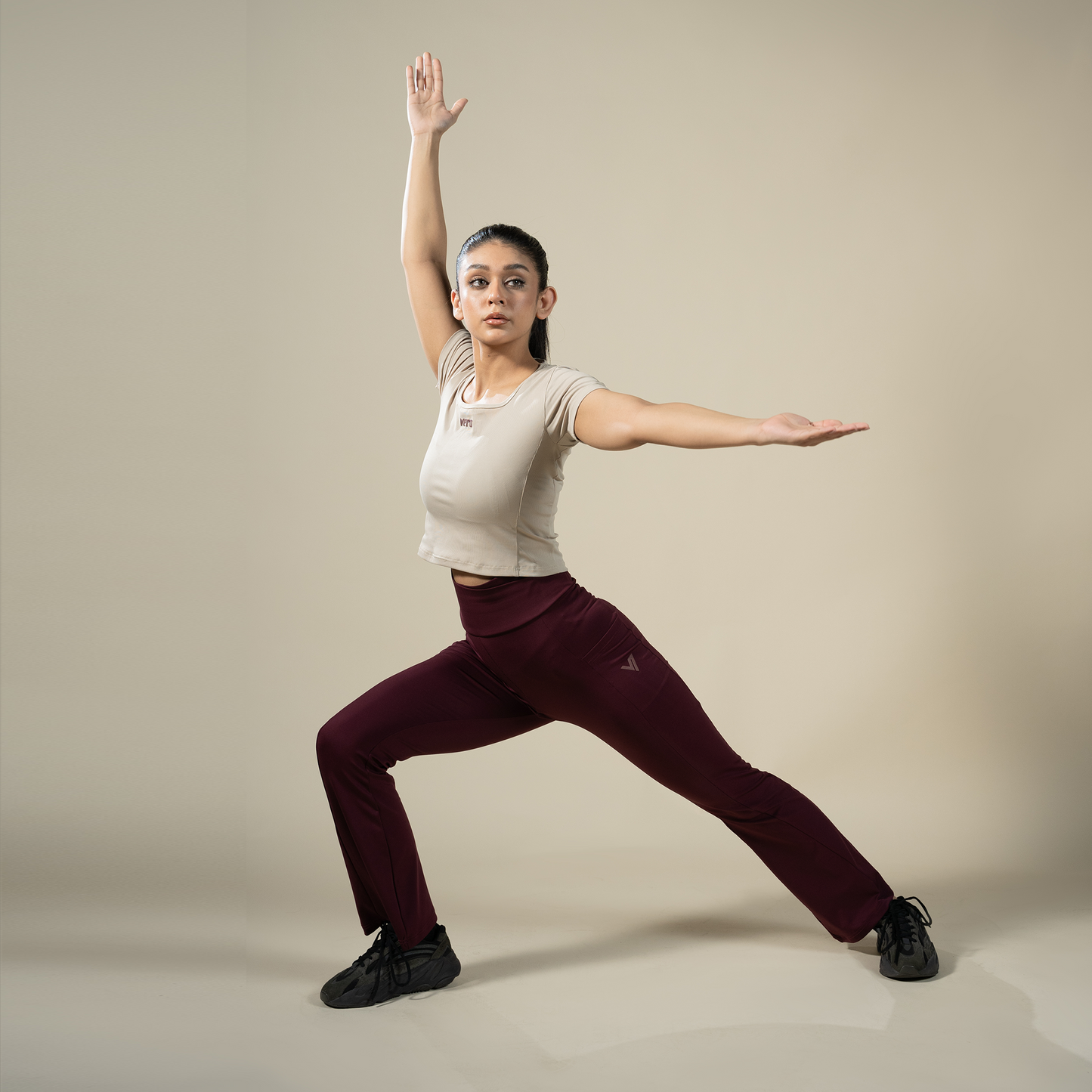Sculpt Tee - Beige | Women’s Performance T-Shirt