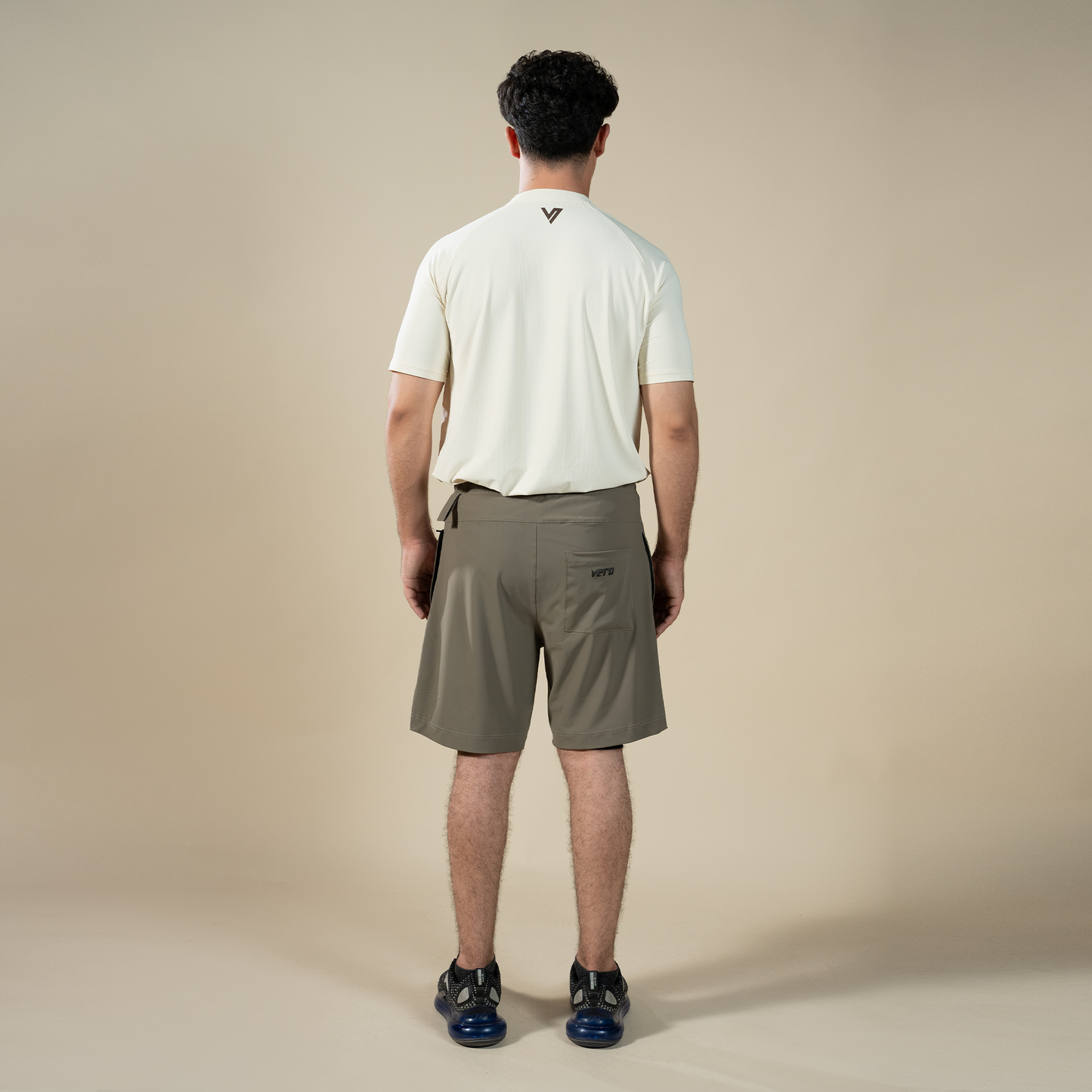 Featherlite Tee - Ash White | Men’s Slim-Fit Performance Shirt
