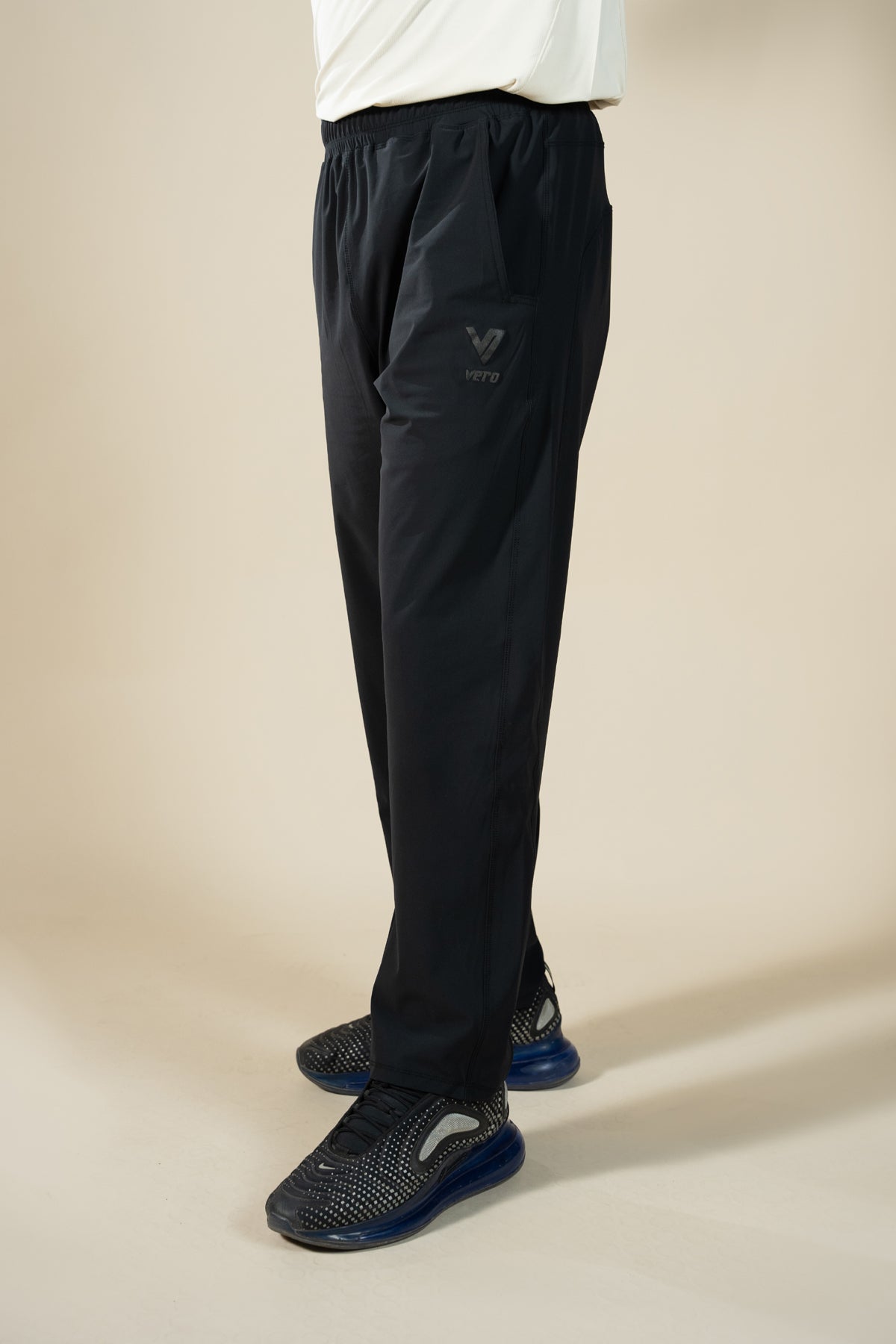 Classic Fit Trousers (Black)