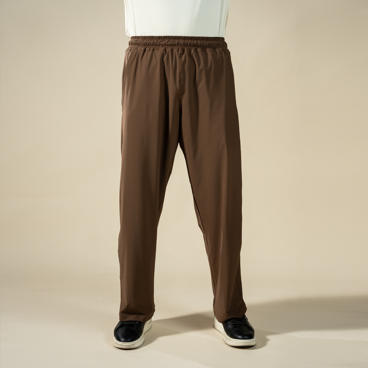 Classic Fit Trousers - Brown | Men’s Straight-Leg Performance Pants