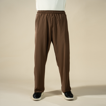 Classic Fit Trousers - Brown | Men’s Straight-Leg Performance Pants